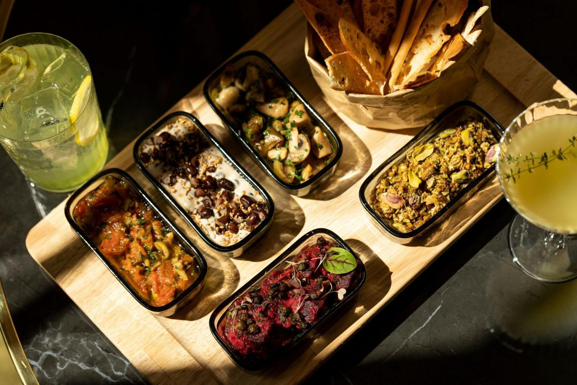 Sapphire House Antwerp, Autograph Collection By Marriott Hotel Ngoại thất bức ảnh Meze at Estival Restaurant, London
