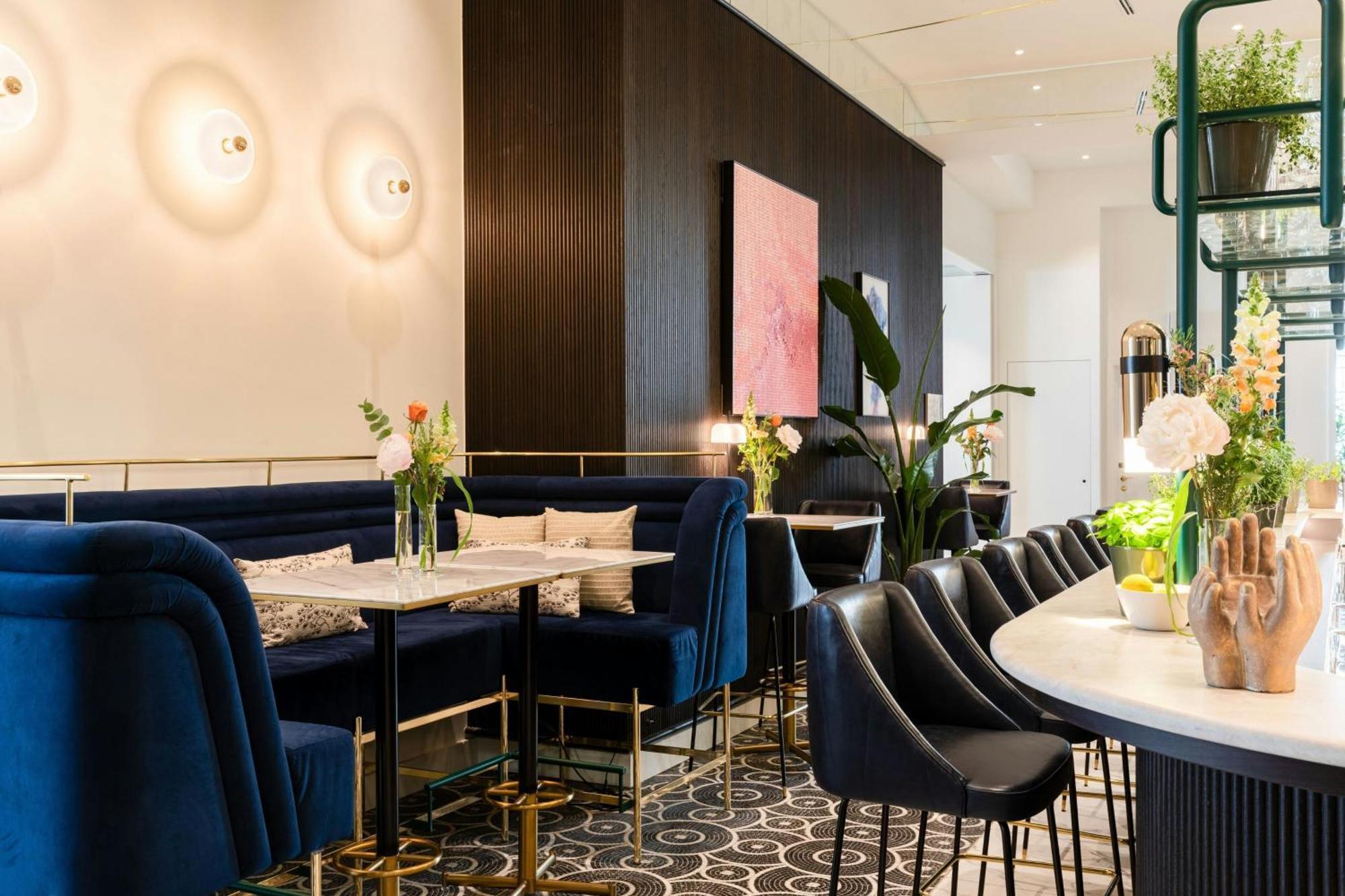 Sapphire House Antwerp, Autograph Collection By Marriott Hotel Ngoại thất bức ảnh The interior of the restaurant