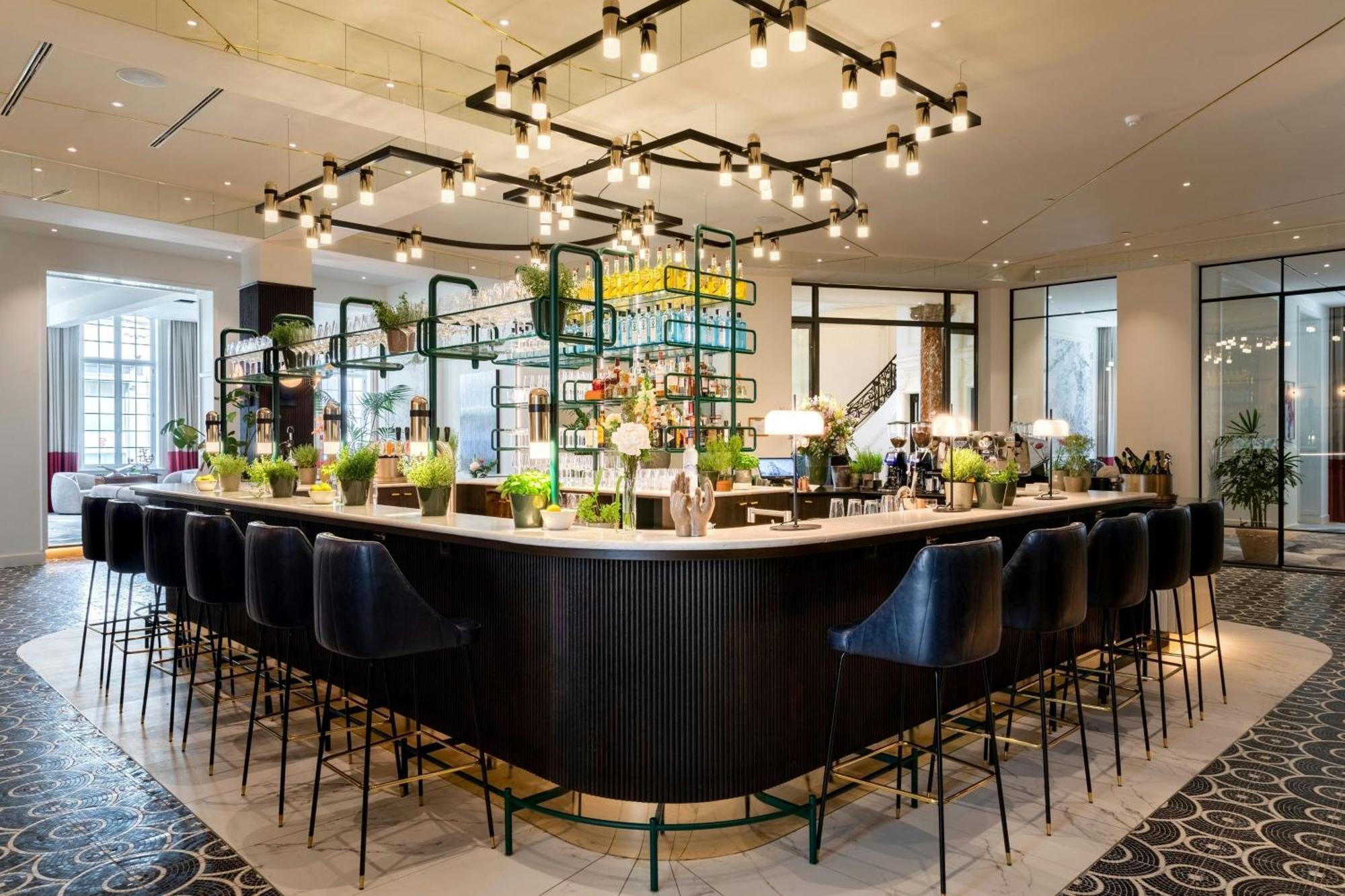 Sapphire House Antwerp, Autograph Collection By Marriott Hotel Ngoại thất bức ảnh The bar at the hotel