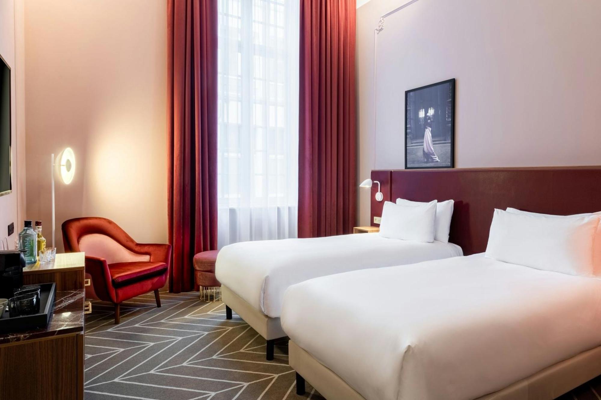 Sapphire House Antwerp, Autograph Collection By Marriott Hotel Ngoại thất bức ảnh A room at the hotel